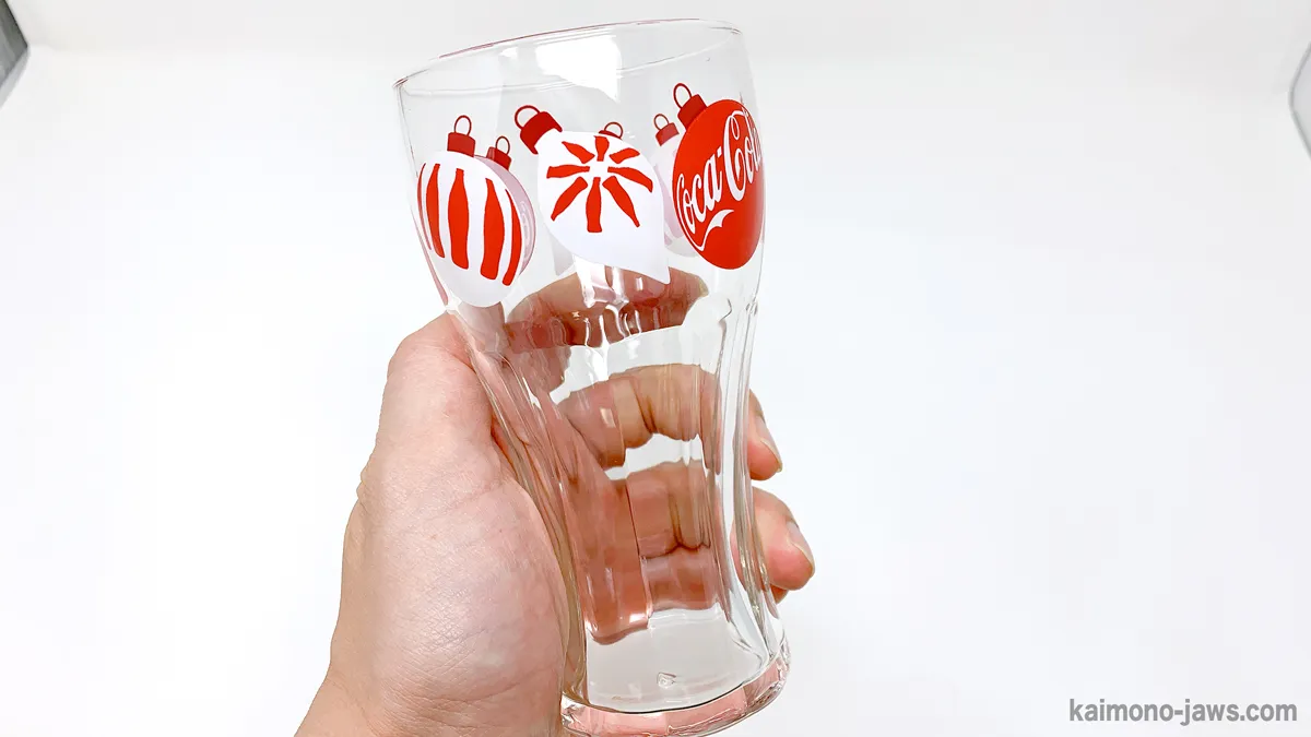 コカ・コーラ クリスマスまでに届く！限定ペアグラスのサイズ感